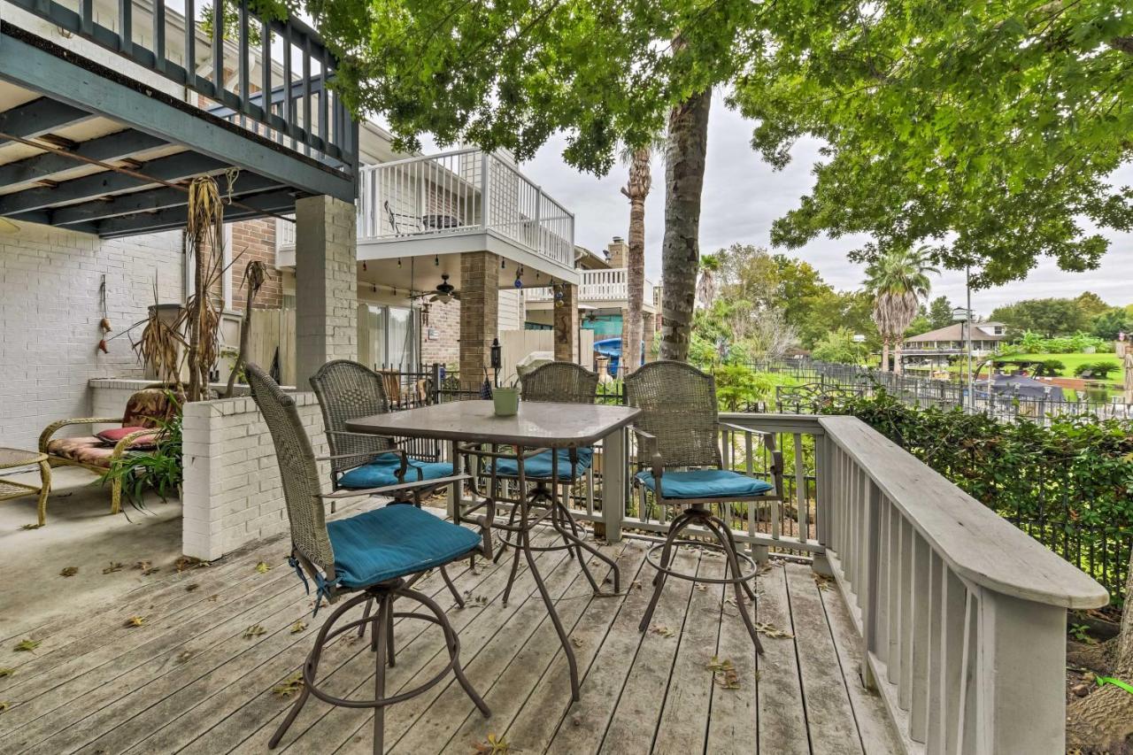 Quiet Lake Conroe Townhome With 2 Boat Slips! Willis エクステリア 写真