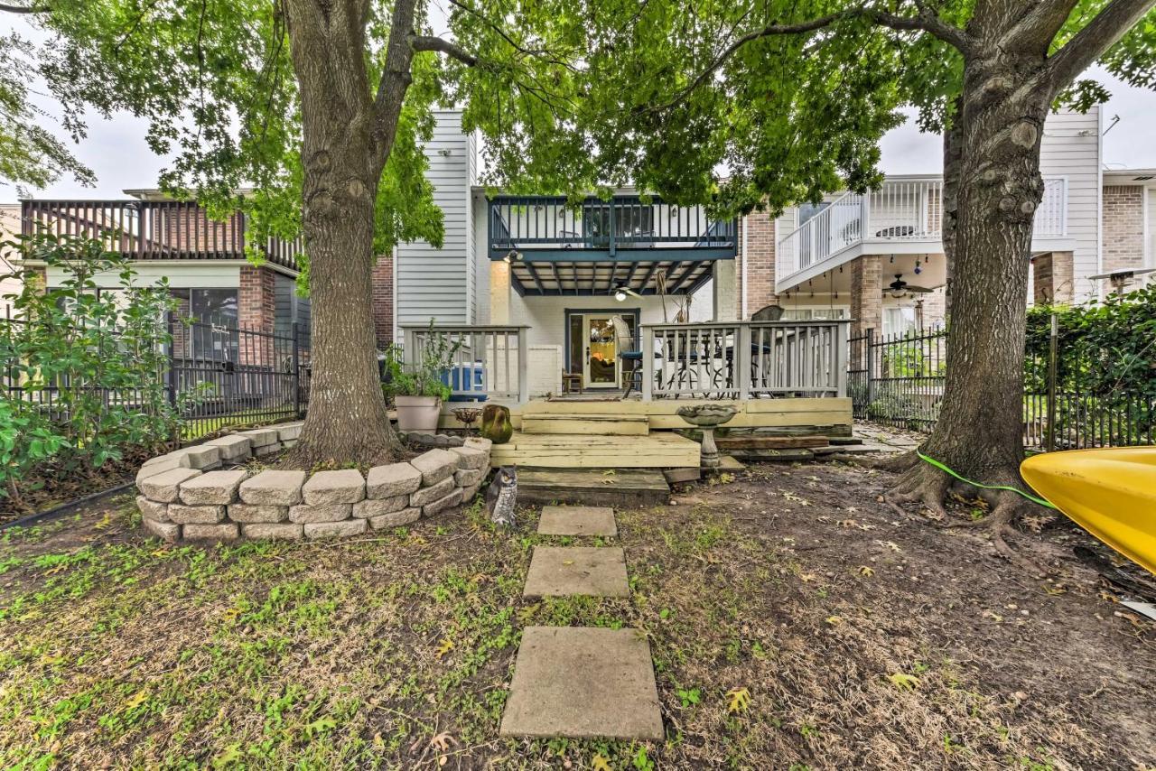 Quiet Lake Conroe Townhome With 2 Boat Slips! Willis エクステリア 写真